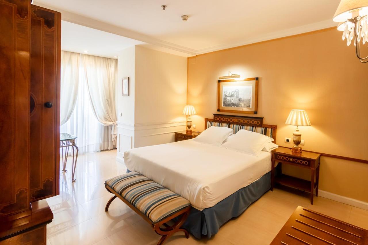 Guadalpin Suites Marbella Dış mekan fotoğraf